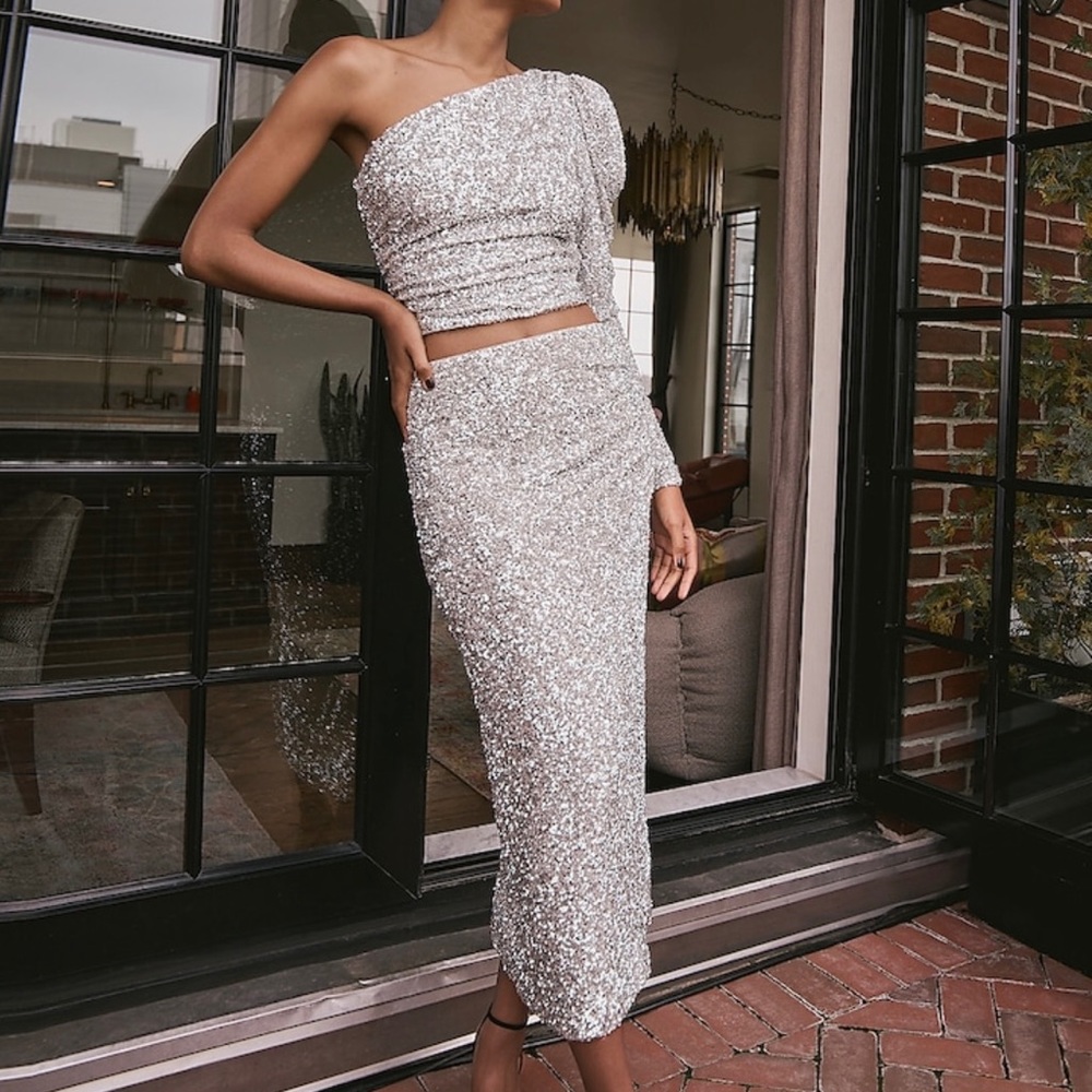 Express silver sequin top & skirt NEW